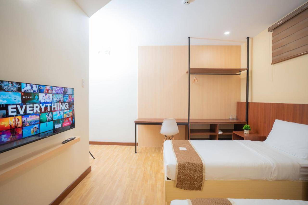 Sundaze Dormitel Hotel Naga  Exterior photo